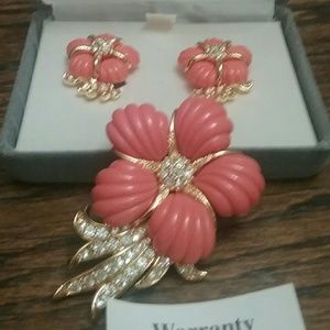 Nolan Miller Peach Colored Broach and Earrings